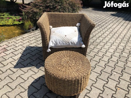 Tengerifű fotel lábtartóval