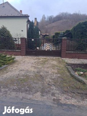 Tényőn Panorámás családi ház eladó