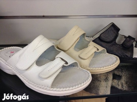 Tepőzáras női utcai papucs