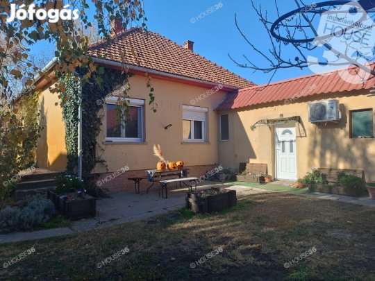 Tér, csend, lehetőség - itt minden adott!