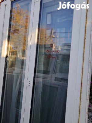 Teraszajtó 3 üveggel