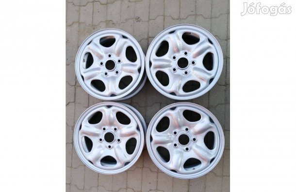 Terepjáró 5X114,3 15 colos acélfelnik!