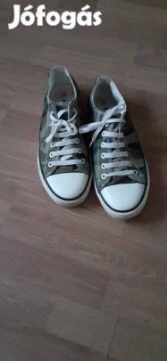 Terepmintás férfi 44es méretű,vászon dorkó