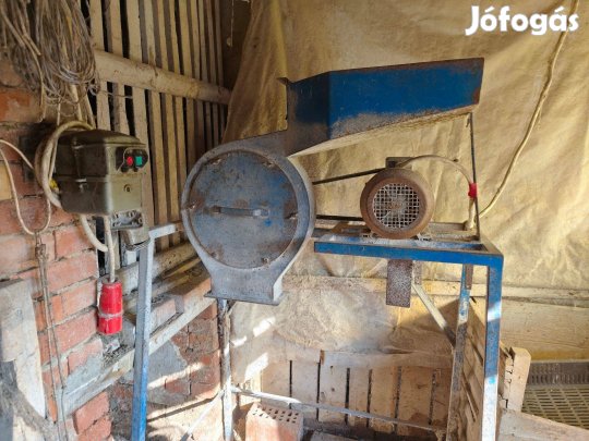 Terménydaráló 380V