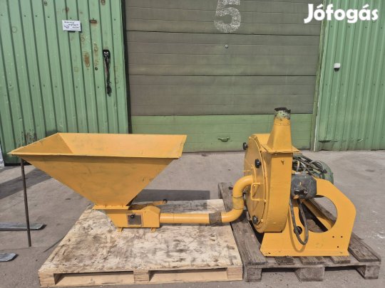 Terménydaráló, ciklonos,  önfelszívós,  380 V., 7.5 Kw. 