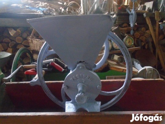 Terménydaráló öntöttvas asztalra szerelhető