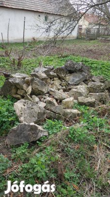 Terméskő, szabálytalan alakú, 40.000, - Ft/m3