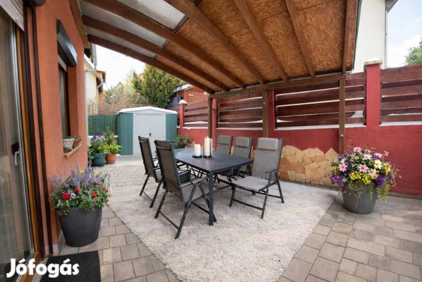 Természetközeli, csendes családi ház eladóvá vált Zsámbékon 