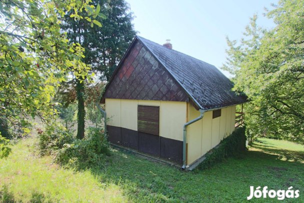 Természetközeli nyugalom Kőszeg szívében Eladó kisház a Mohás úton