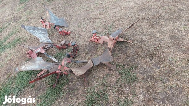 Terra kistraktor váltvaforgatós eke eladó