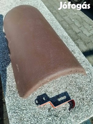 Terran Rundo kúpcserép (Göd)