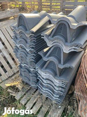 Terrán synus antracit tetőcserép, alap + kiszellőző