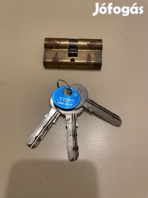 Tesa biztonsági zárbetét 3 db kulccsal