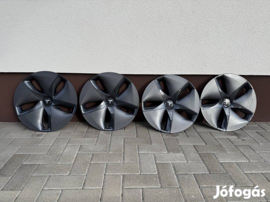 Tesla Aero dísztárcsa garnitúra