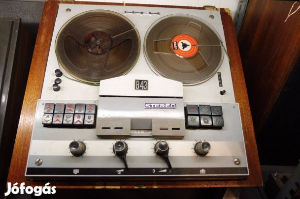 Tesla B 43 orsós magnó 1968-70