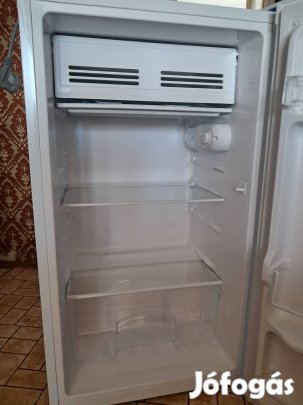 Tesla Hűtőszekrény