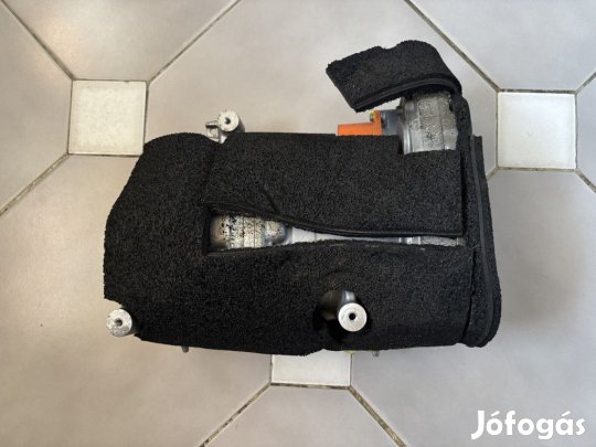 Tesla Model 3 klímakompresszor 1501256-00-J