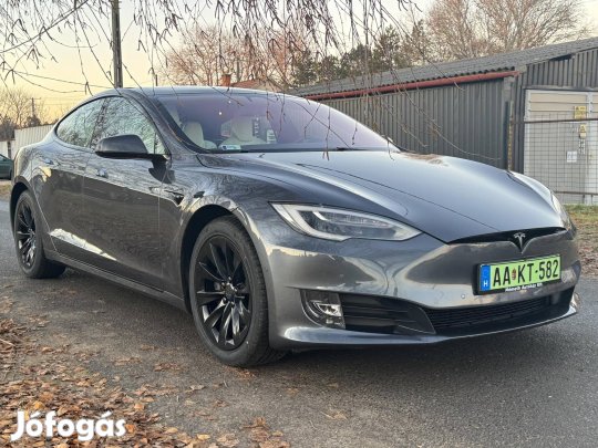 Tesla Model S 75 (Automata) CCS Friss műszaki é...