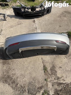 Tesla Model S hátsó lökhárító