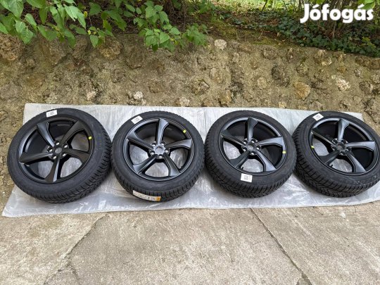 Tesla Model Y Juniper Crossflow 19" gyári télikerék Sottozero gyári új