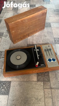 Tesla T-45 33 GZ 711 hordozható táska lemezlejátszó