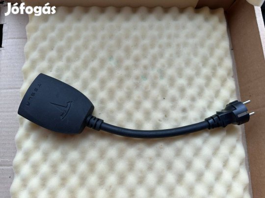 Tesla UMC 1 töltőhöz való 230V adapter Tesla UMC 1 schuko adapter
