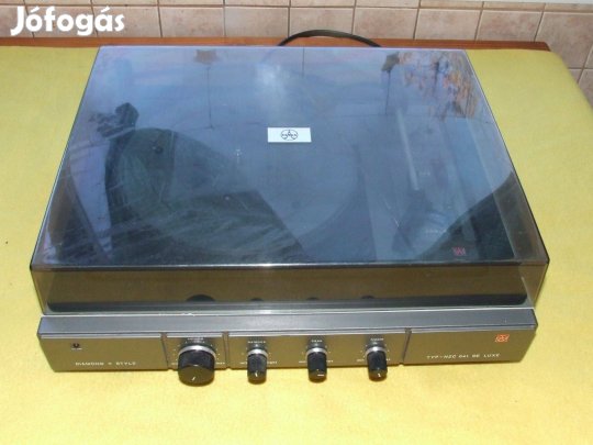 Tesla lemezjátszó eladó!