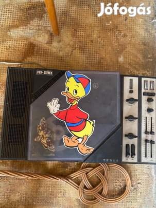 Tesla rádió magnó