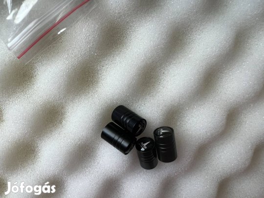 Tesla szelepsapka fekete színű Tesla felni szelep sapka 4db 1000Ft