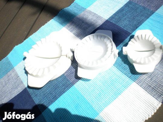 Tészta formázó, derelye, töltöt tészta , pirog 3 méret