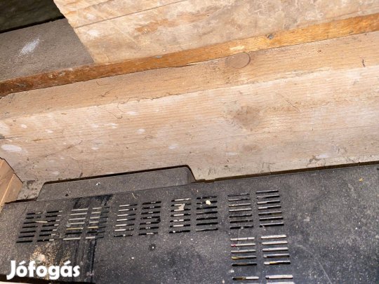 Tető anyag építjezés során megmaradt