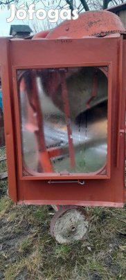 Tető kibujó eladó