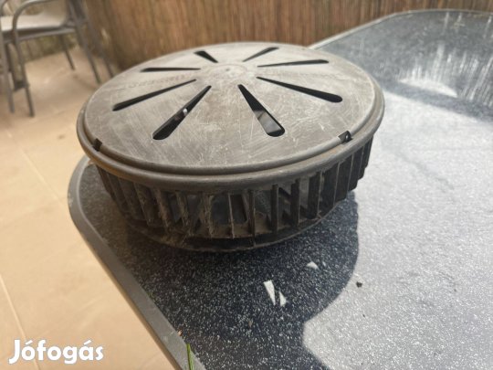 Tető üsszefolyó Pulvia