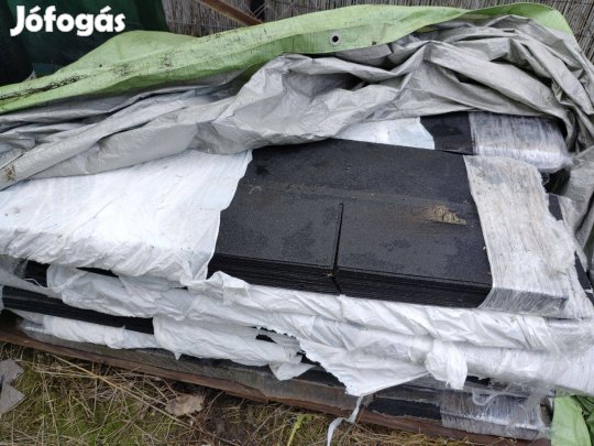 Tető zsindely téglány bitumenes fekete 1550 Ft