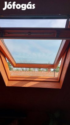 Tetőablak Velux Gzl M04 típusú, gyári új féláron Ealdó