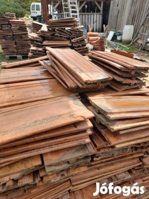 Tetőcserép Derecske 500db kitűnő állapotban elado.