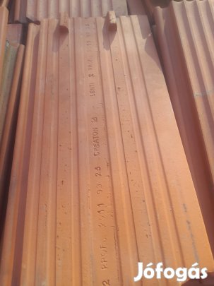 Tetőcserép creaton hortobágy 300db ujszerű elado.Szállitás megoldhato.