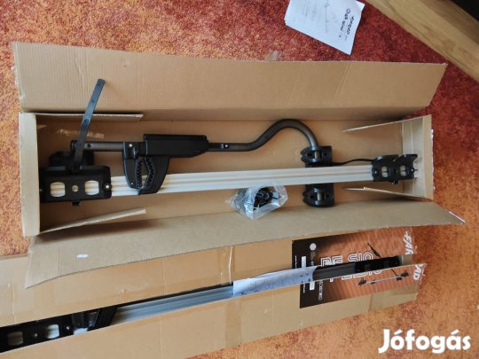 Tetőcsomagtartóra szerelhető Farad Pesio kerékpárszállítók(35eFt/db)