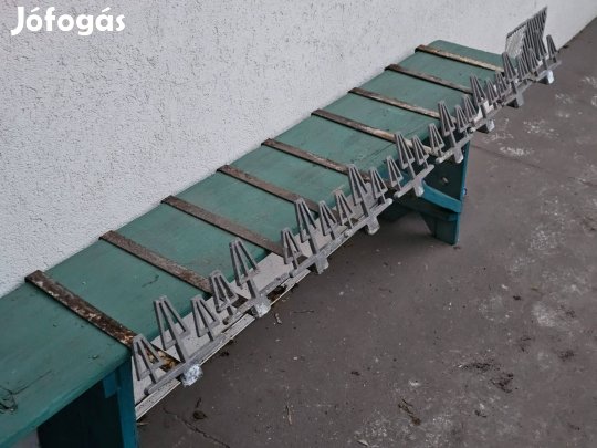 Tetőre való hófogó (hófogórács)