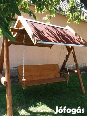 Tetős hintaágy akácból és tölgyből