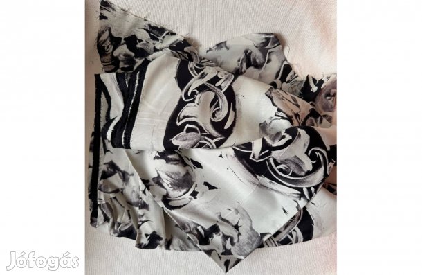 Textil - méteráru (selyemszerű, virágos) fekete, szürke
