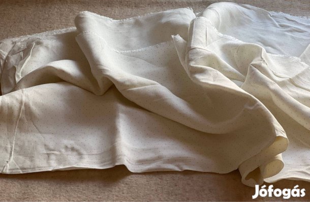 Textil - méteráru (vékony) fehér pöttyös