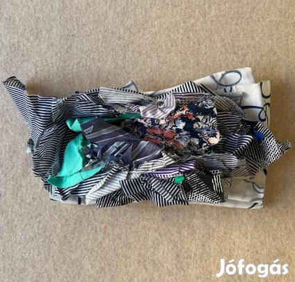 Textil, méteráru (kék csíkos stb.) foltvarrás, díszítés 12. csomag