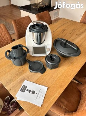Thermomix TM6 konyhai robotgép sok tartozékkal eladó