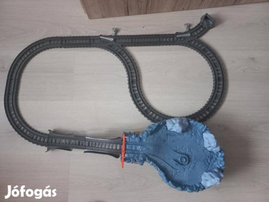 Thomas a gőzmozdony pálya