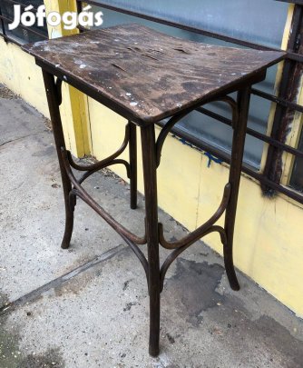Thonet asztal hibás tetejű