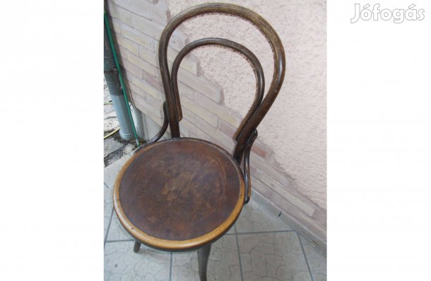 Thonet szék jelzett darab