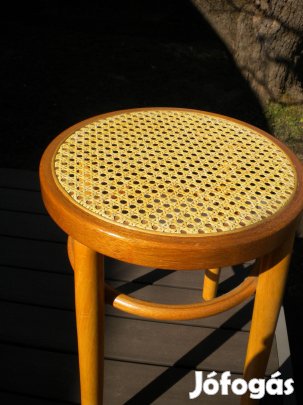 Thonett zongoraszék jellegű rattan szék, ülőke