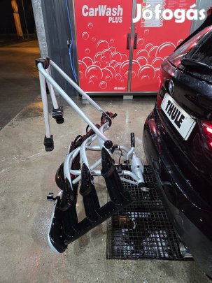 Thule Euroway 946 kerékpárszállító vonóhorogra 3 kerékpártartó