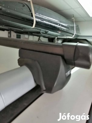 Thule Tetőcsomagtartó tetőkorlátos autókra